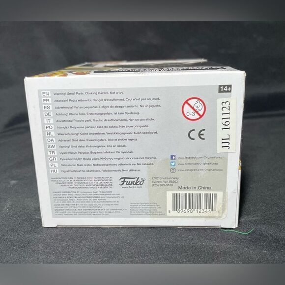 NEW Pop! Movies: Power Rangers - Yellow Ranger FUNKO #398 - Picture 5 of 6